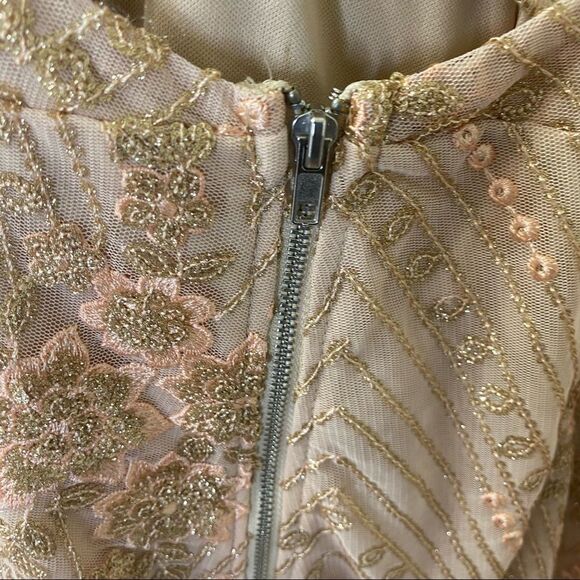 Xenia Boutique Sequin Floral Print Embroidered Mini Dress Sz 8 - Picture 10 of 12